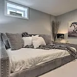 Modern Dc Apartment About 6 Mi To National Mall!